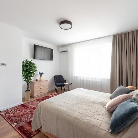 Luxury Apartment Slava Ukraini イヴァーノ＝フランキーウシク エクステリア 写真