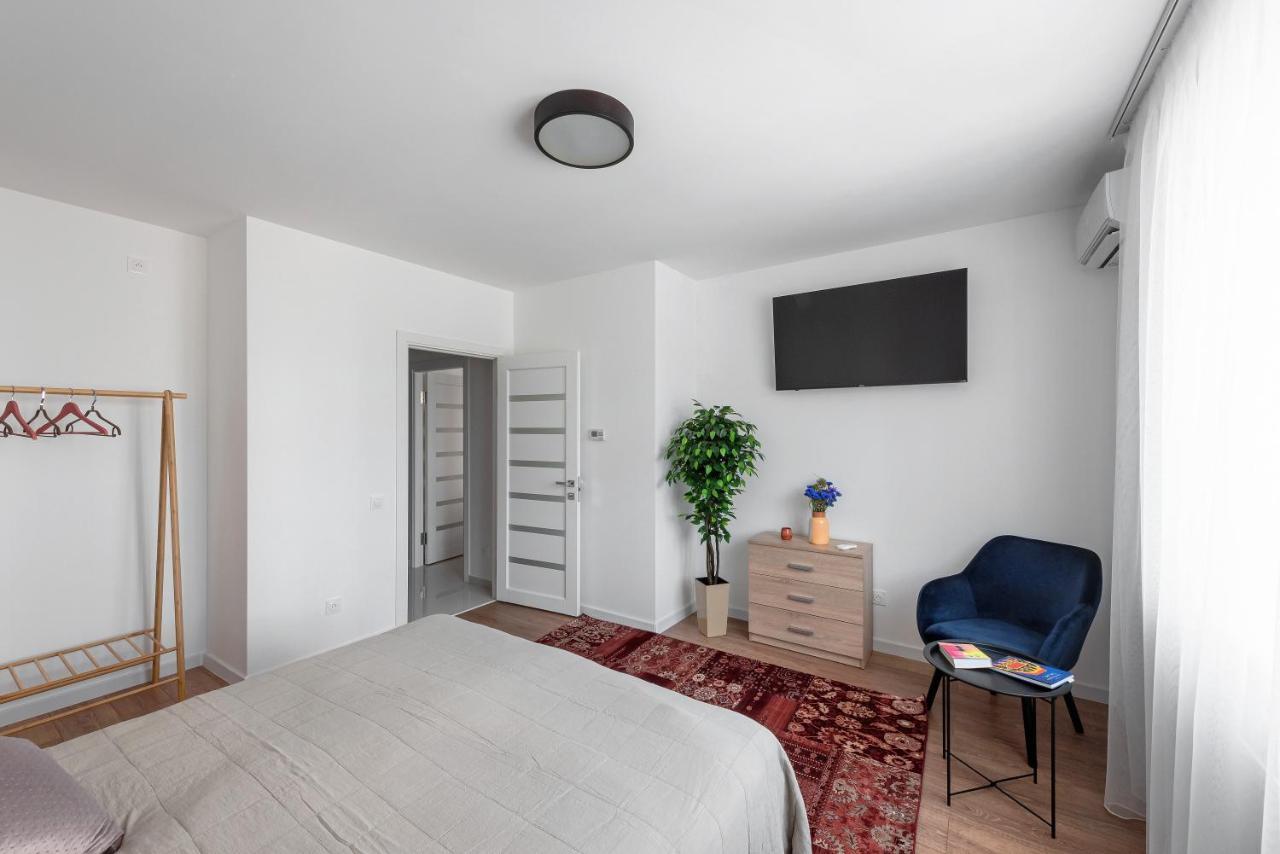 Luxury Apartment Slava Ukraini イヴァーノ＝フランキーウシク エクステリア 写真
