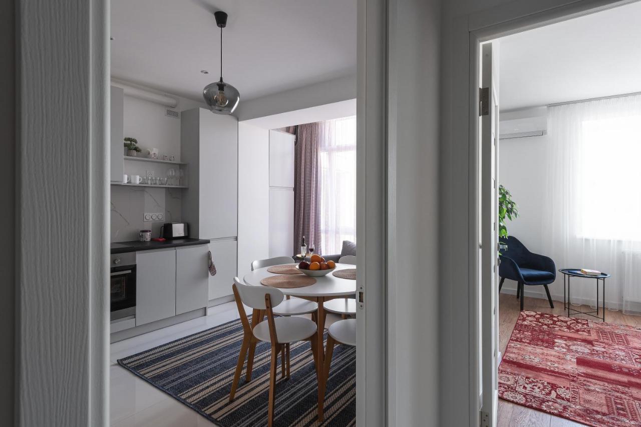 Luxury Apartment Slava Ukraini イヴァーノ＝フランキーウシク エクステリア 写真
